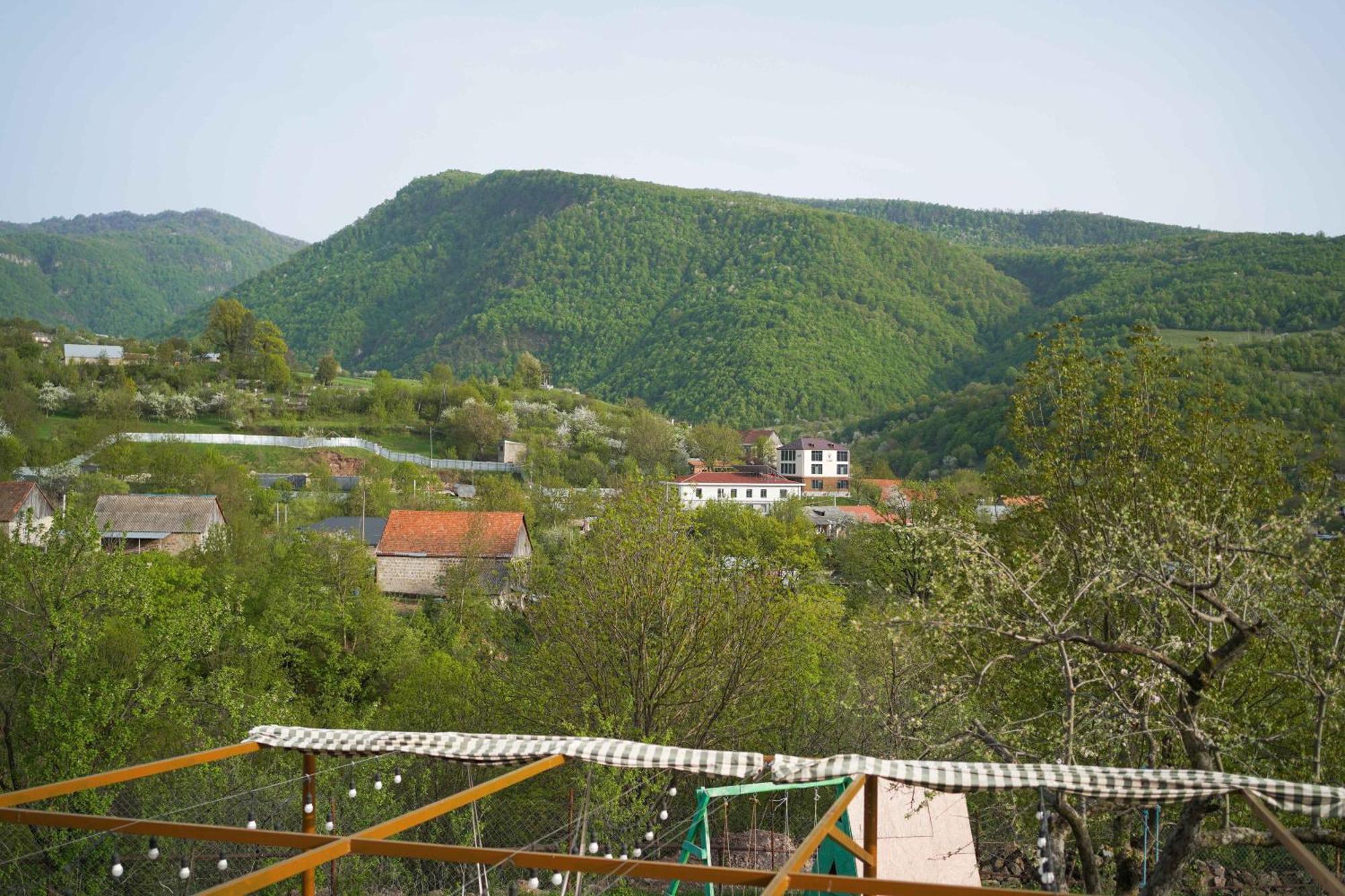 Debed Chamich Guesthouse מראה חיצוני תמונה