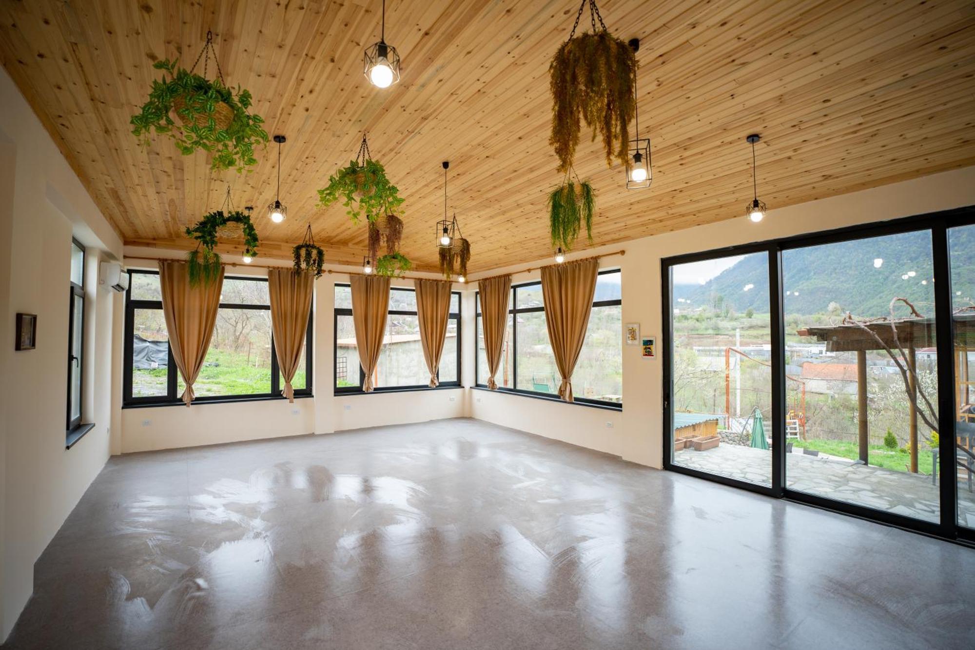 Debed Chamich Guesthouse מראה חיצוני תמונה